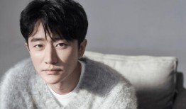 王凯李沁最新爆料杨紫,杨紫惊喜现身，揭秘幕后故事